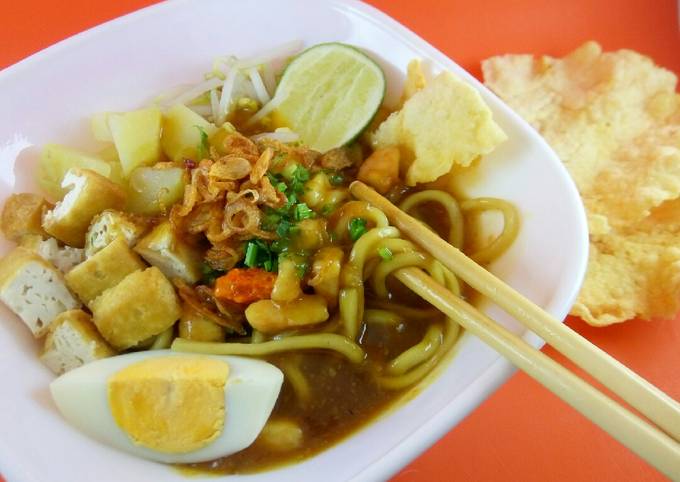 Mie Rebus Berastagi
