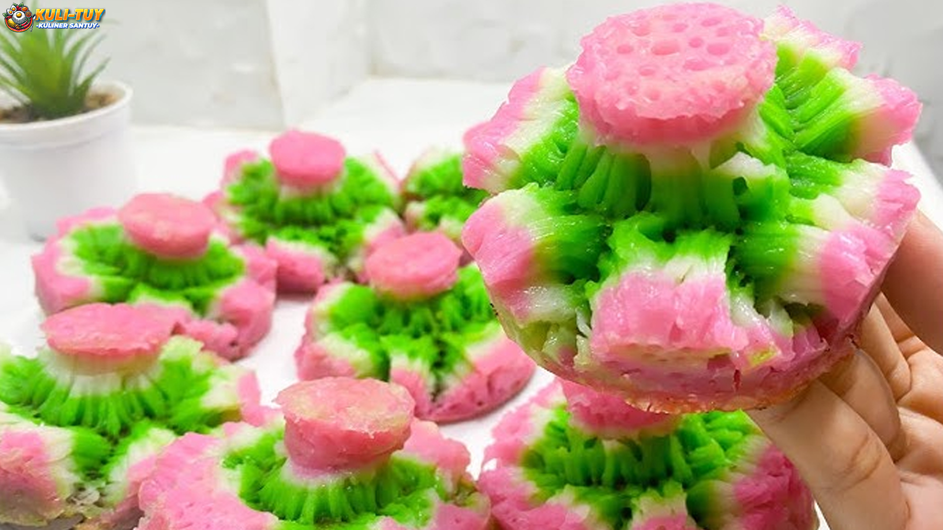 Kue Bikang: Kelezatan yang Menyatu dalam Setiap Lapisan