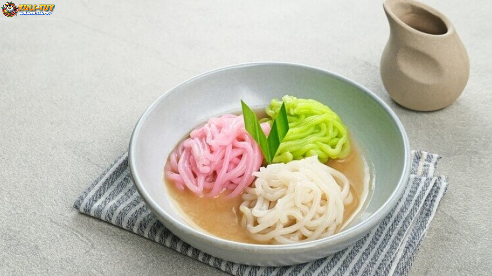 Menggali Cerita di Balik Kue Putu Mayang yang Lezat dan Cantik