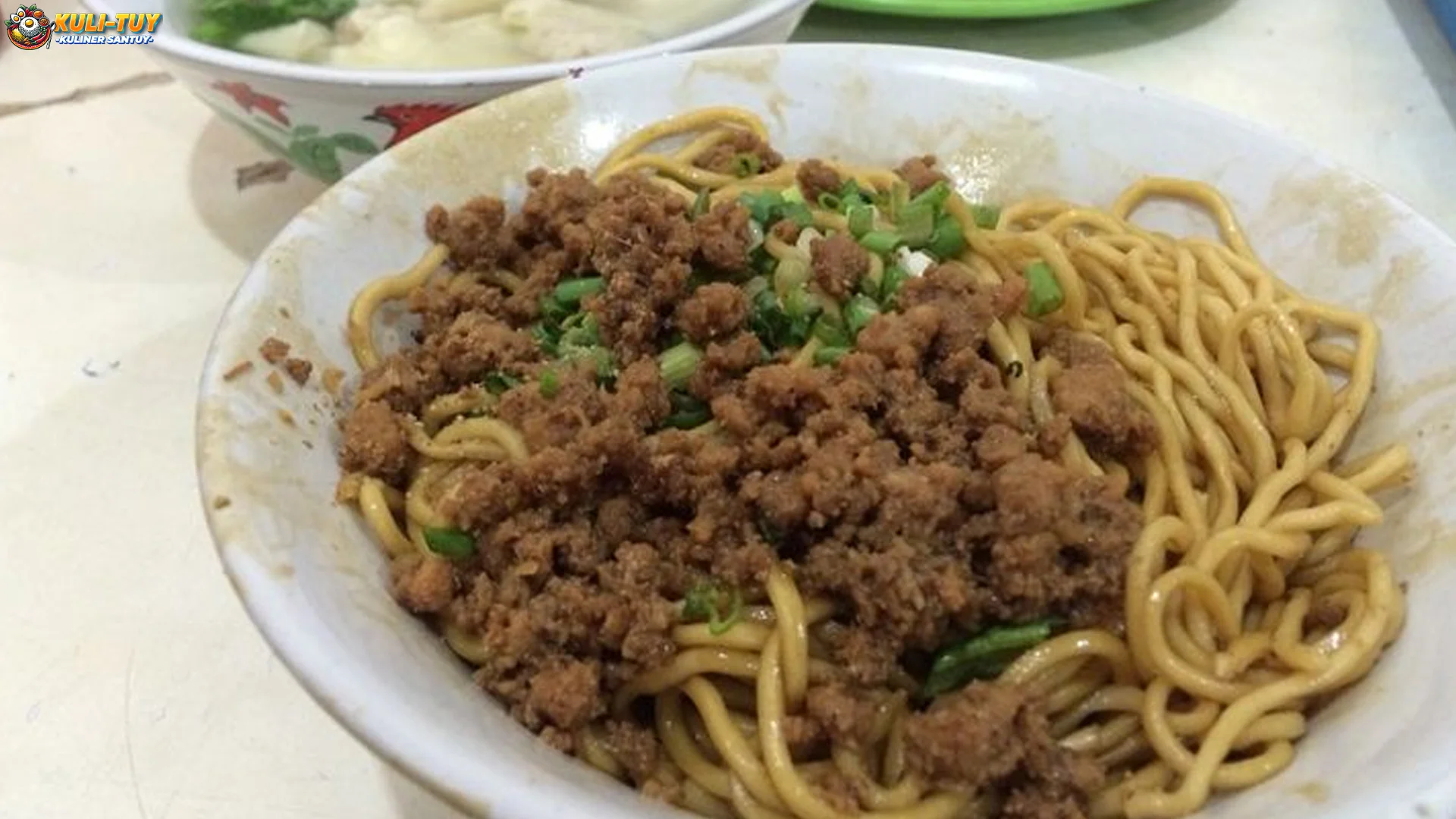 Mie Naripan Tetap Eksis 50 Tahun, Cita Rasa Nostalgia Banget 2 Mie Naripan Tetap Eksis 50 Tahun, Cita Rasa Nostalgia Banget