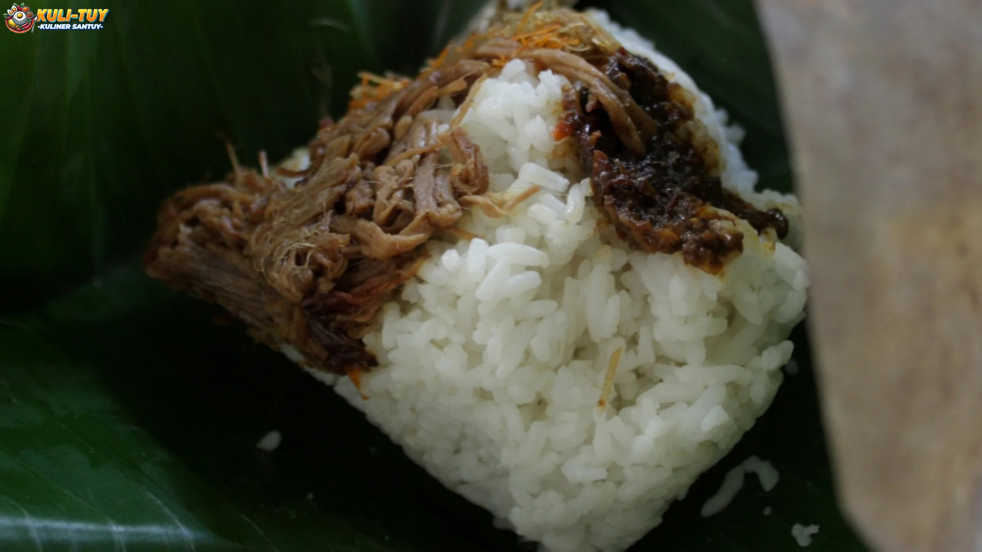 Nasi Krawu Tawarkan 4 Rasa Gurih yang Wajib Dicoba Pecinta Kuliner 2 Nasi Krawu Tawarkan 4 Rasa Gurih yang Wajib Dicoba Pecinta Kuliner