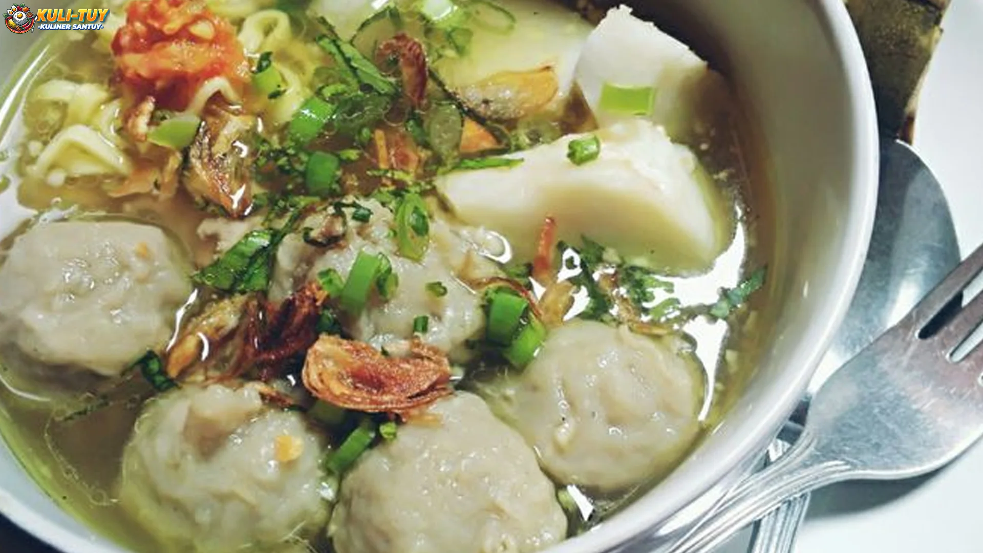 5 Rahasia Bakso Ketupat Yang Membuat Kuliner Ini Semakin Terkenal 2 5 Rahasia Bakso Ketupat Yang Membuat Kuliner Ini Semakin Terkenal