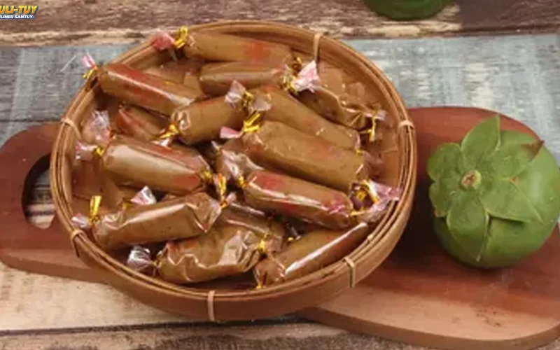 Dodol Nanas Rebus Gula Merah, Tekstur Kenyal Bikin Nagih Parah 1 Potong!