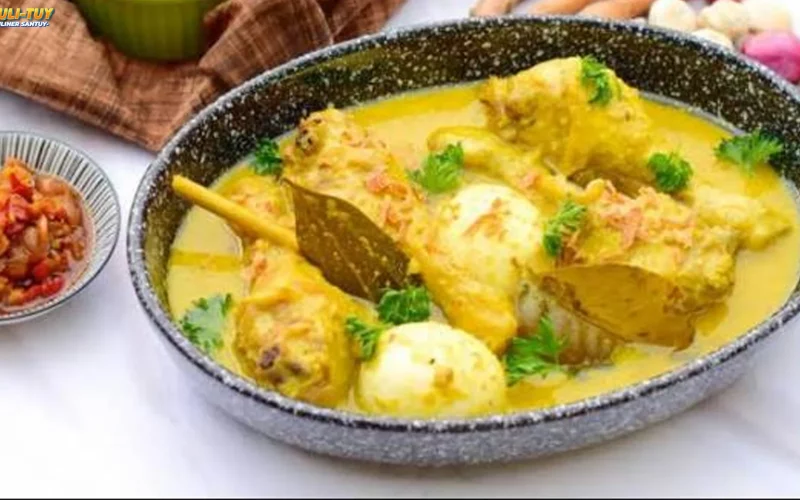 Lontong Opor Ayam Memikat Dengan 5 Variasi Resep Khas Nusantara