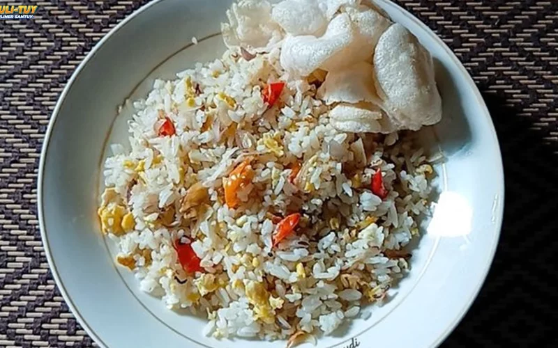 5 Keunikan Kuliner Nasi Nyanyah yang Bikin Pengunjung Terpesona