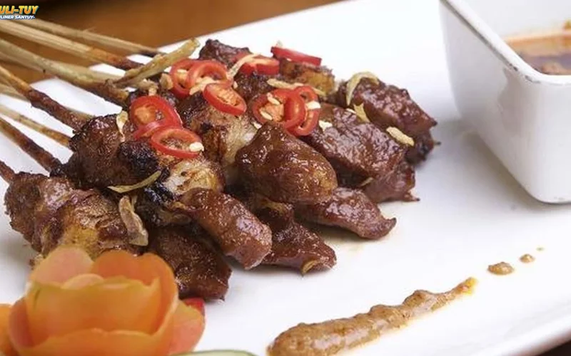 Sate Madura Dengan 4 Rahasia Bumbu Kacang Paling Enak