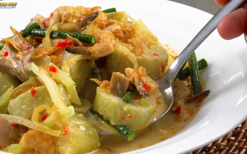 Lontong Sayur dari Lombok Sampai Makassar Dalam 5 Versi